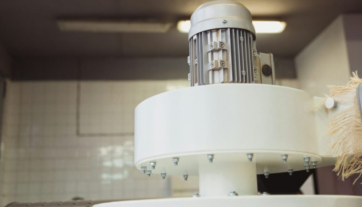 Industrielle Ventilatoren zur Temperaturregelung in Lagerhallen