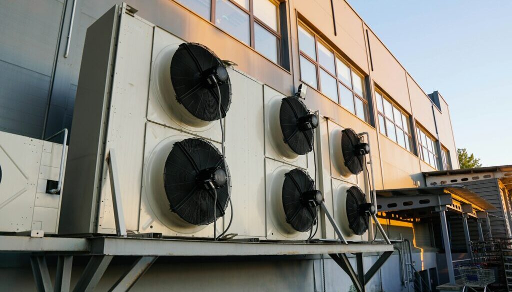 Hochtemperatur-Lüfter: Anforderungen in der Metallverarbeitung